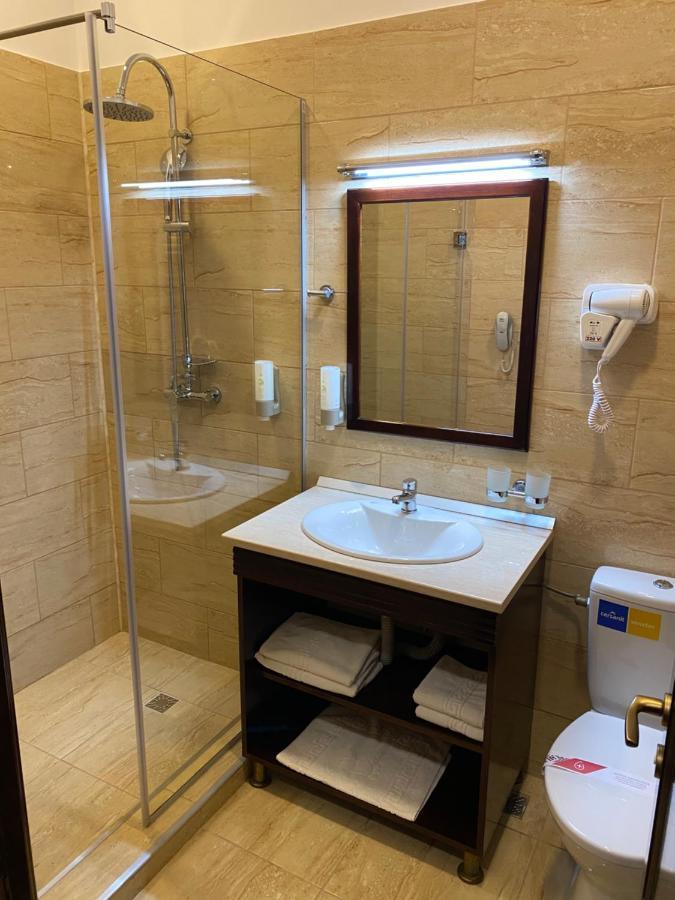 Hotel Onix رومان المظهر الخارجي الصورة
