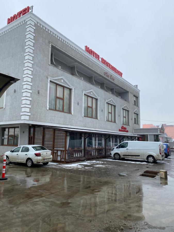 Hotel Onix رومان المظهر الخارجي الصورة