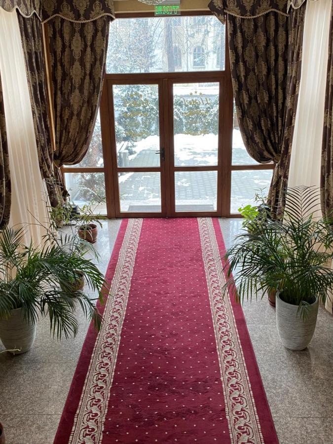 Hotel Onix رومان المظهر الخارجي الصورة